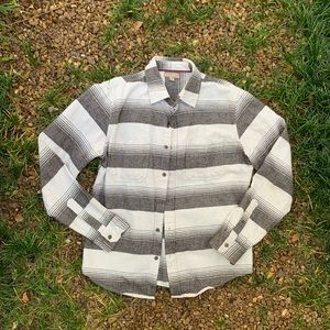 Cape Juby men’s shirt Button Up size Medium